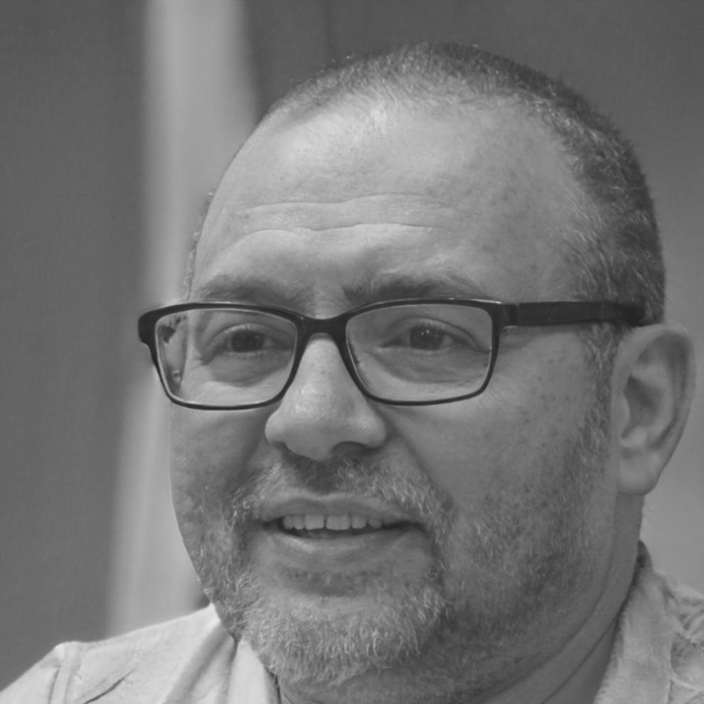 Fotografie Tomáše Nováka, vedoucího finančního analytika